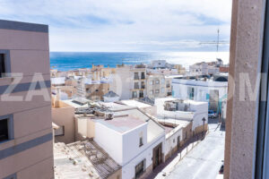 2-bedroom penthouse with private solarium and sea views in Garrucha - imagen 8