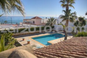 Exclusive Villa for Sale in Mojácar Playa – Prime Location Just 50 Meters from the Sea - imagen 33