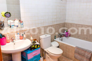 Spacious apartment - imagen 18