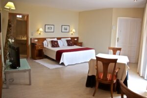 Beachfront hotel for sale in Carboneras – 29 rooms with a remarkable cinematic history - imagen 24