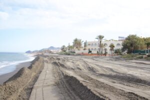 Beachfront hotel for sale in Carboneras – 29 rooms with a remarkable cinematic history - imagen 26