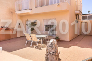 Semi-Detached Chalet for Sale in the Heart of Turre - imagen 2