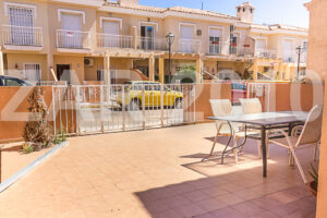 Semi-Detached Chalet for Sale in the Heart of Turre - imagen 4