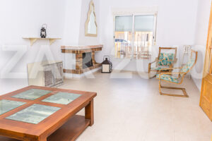 Semi-Detached Chalet for Sale in the Heart of Turre - imagen 7