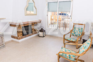 Semi-Detached Chalet for Sale in the Heart of Turre - imagen 9