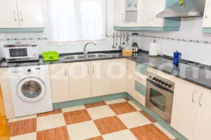Semi-detached house on the corner of Calle Chalupa de Garrucha - imagen 14