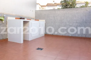 Semi-detached house on the corner of Calle Chalupa de Garrucha - imagen 18
