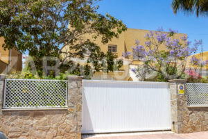 Villa independiente en Las Marinas de Vera - imagen 1