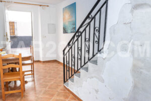 House for Sale in the Heart of Turre: Potential and Prime Location - imagen 5