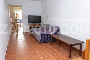 House for Sale in the Heart of Turre: Potential and Prime Location - imagen 7