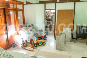 Commercial unit for sale, ideal for converting into a home - imagen 10