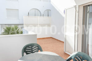 Apartment with large terrace in Urb. Aldea de Puerto Rey - imagen 11