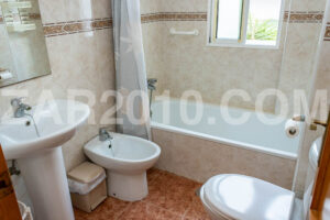 Apartment with large terrace in Urb. Aldea de Puerto Rey - imagen 21