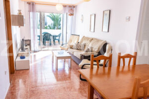 Apartment with large terrace in Urb. Aldea de Puerto Rey - imagen 2