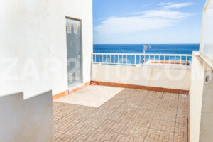 Ático con terraza y solarium con vistas al mar en Garrucha - imagen 25