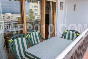 Magnífico Piso en Primera Línea en Garrucha – Vistas al Puerto y al Mar - imagen 8
