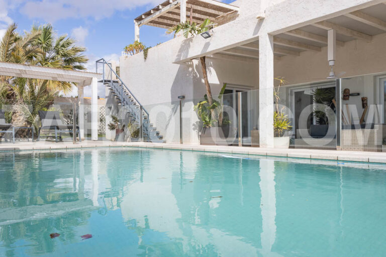 Exclusive Modern Villa with Pool and Garden in La Ribina, near Vera