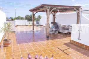 Precioso Ático en Venta en Urbanización Aldea de Puerto Rey – Vera Playa - imagen 1