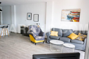 Renovated beachfront apartment with terrace and sea views in Garrucha - imagen 8