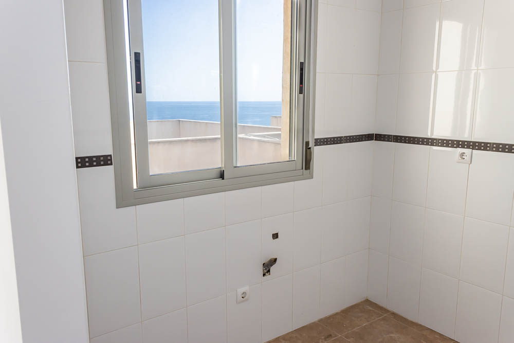 Ático exclusivo con terraza panorámica y vistas al mar en Garrucha