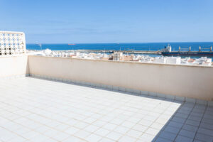 Exclusive Penthouse with Panoramic Sea Views and Private Terrace in Garrucha - imagen 2