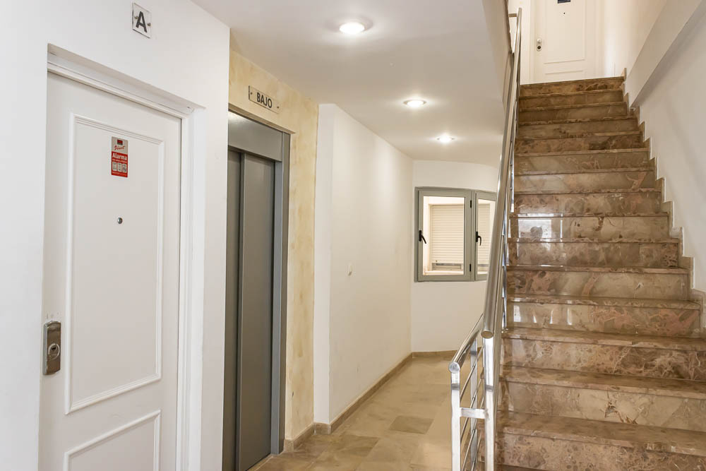 Ático exclusivo con terraza panorámica y vistas al mar en Garrucha