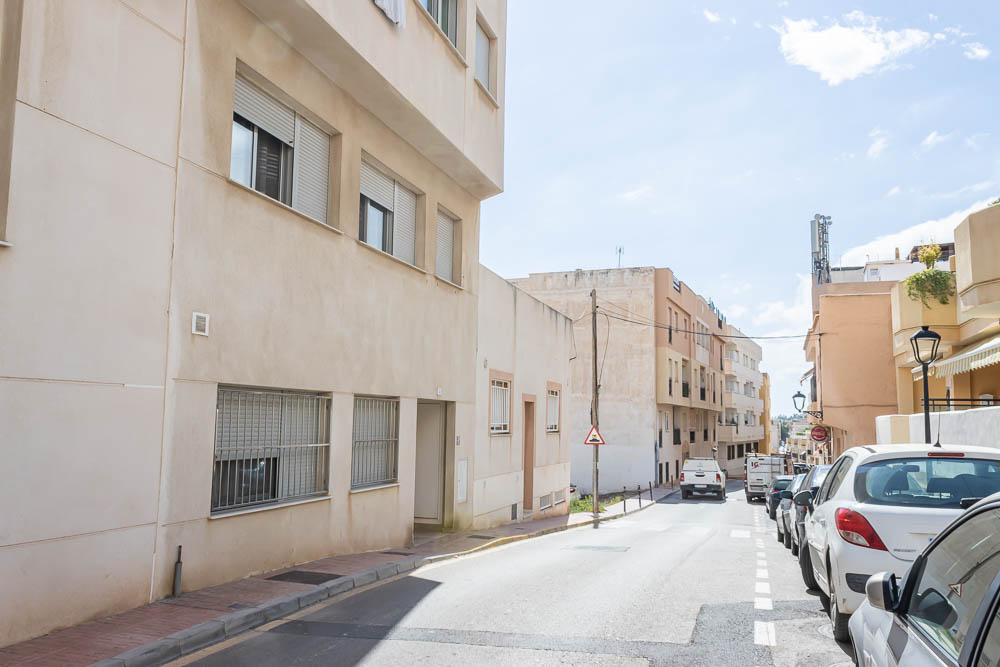 Ático exclusivo con terraza panorámica y vistas al mar en Garrucha