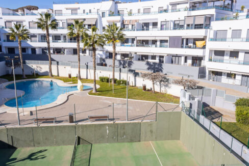 Piscina comunitaria Pinar de Garrucha Almería