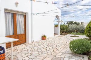 Magnífico Chalet Independiente en El Palmeral: Espacio, Vistas al Mar y un Sinfín de Posibilidades - imagen 7