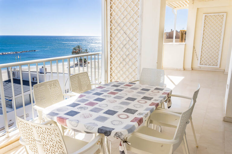 Stunning Frontline Penthouse in Garrucha