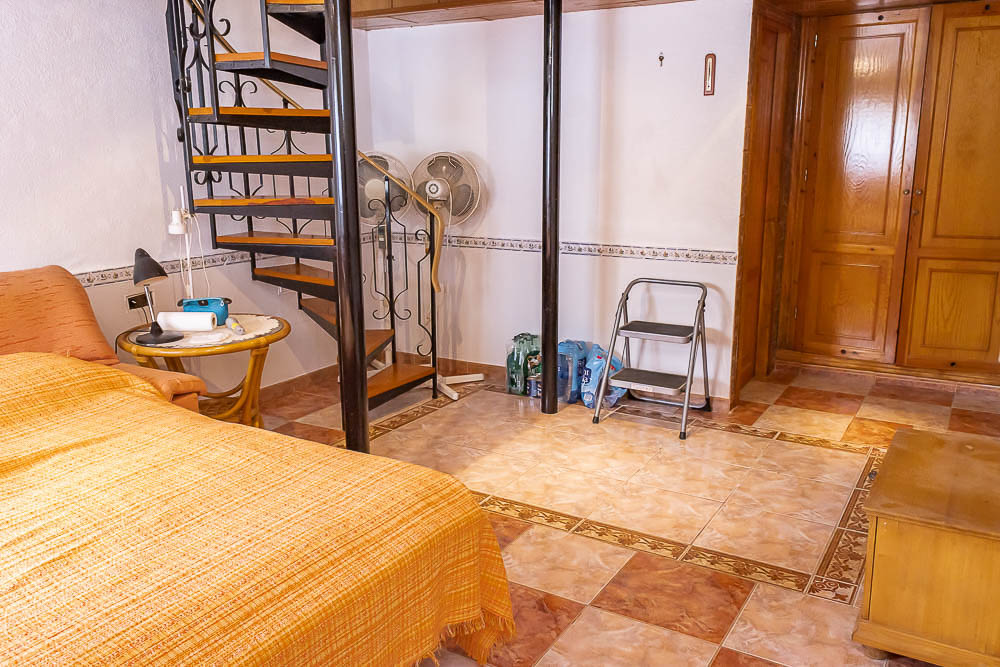 Elegant Townhouse in El Palmeral: 3 Bedrooms, Private Garage, and just 150m from Mojácar Beach.