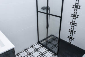 Opportunity on Main Street: Renovated apartment 100m from the beach with terrace and natural light - imagen 18