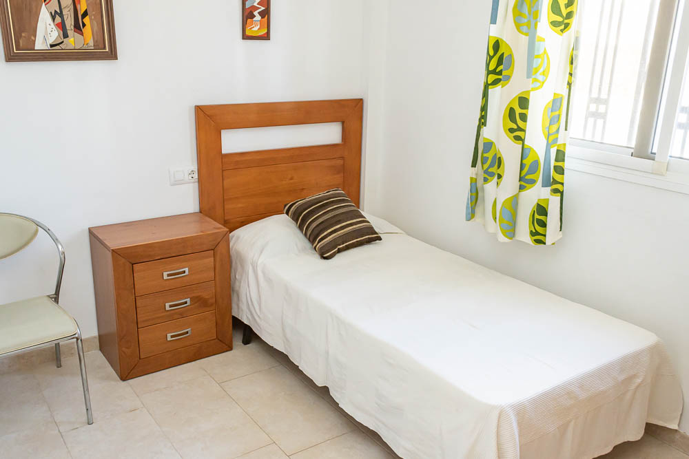 Modern 2-Bedroom Ground Floor Apartment for Rent in Vera Pueblo (El Palmeral)