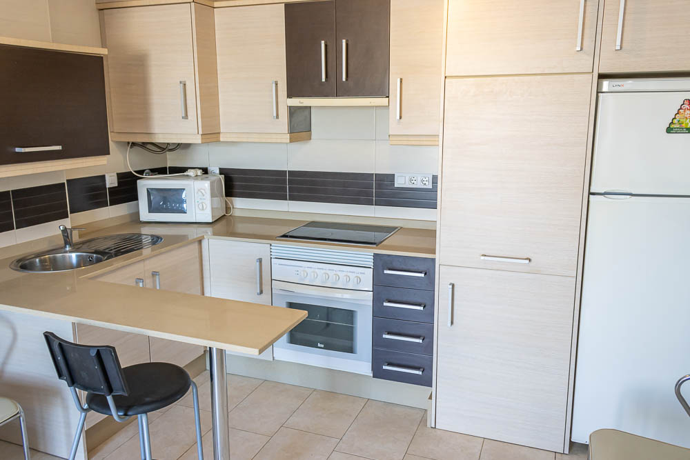 Modern 2-Bedroom Ground Floor Apartment for Rent in Vera Pueblo (El Palmeral)