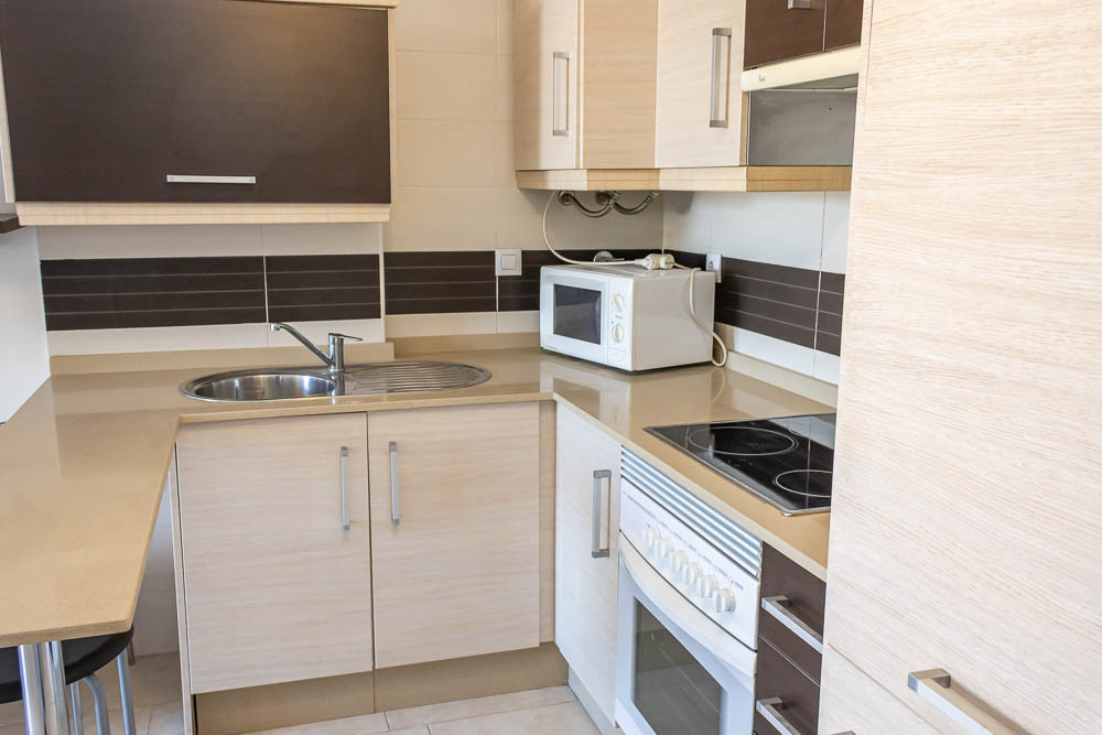 Modern 2-Bedroom Ground Floor Apartment for Rent in Vera Pueblo (El Palmeral)