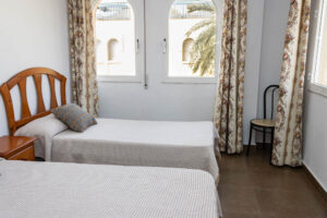 Espectacular Ático de 3 Dormitorios con Gran Solarium Privado y Vistas al Mar en Garrucha - imagen 25