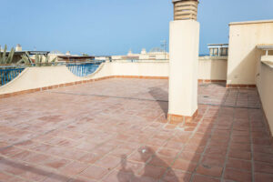 Espectacular Ático de 3 Dormitorios con Gran Solarium Privado y Vistas al Mar en Garrucha - imagen 31