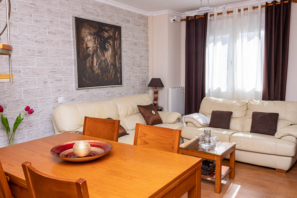 Spectacular Furnished Penthouse with Private Solarium and Sea Views in Garrucha