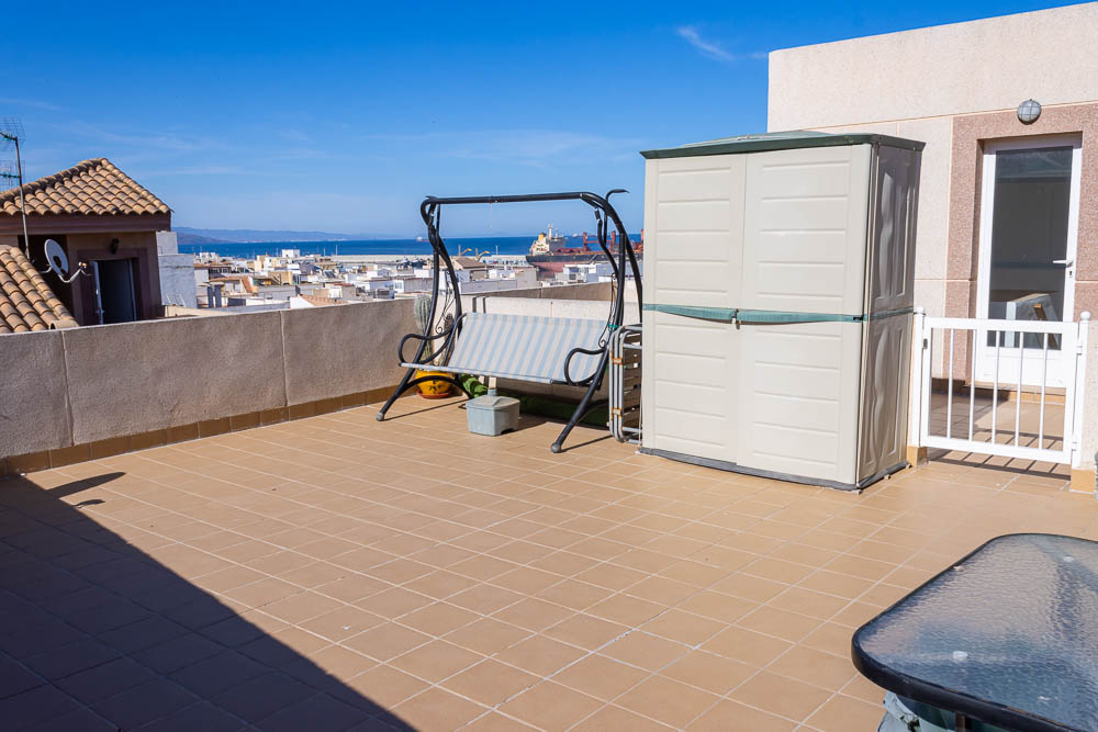 Spectacular Furnished Penthouse with Private Solarium and Sea Views in Garrucha