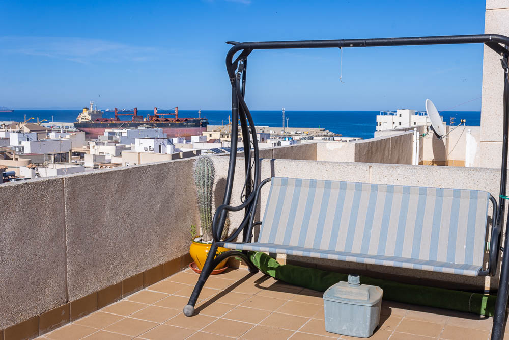 Spectacular Furnished Penthouse with Private Solarium and Sea Views in Garrucha