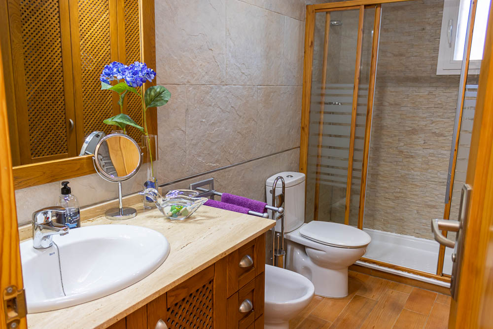 Spectacular Furnished Penthouse with Private Solarium and Sea Views in Garrucha