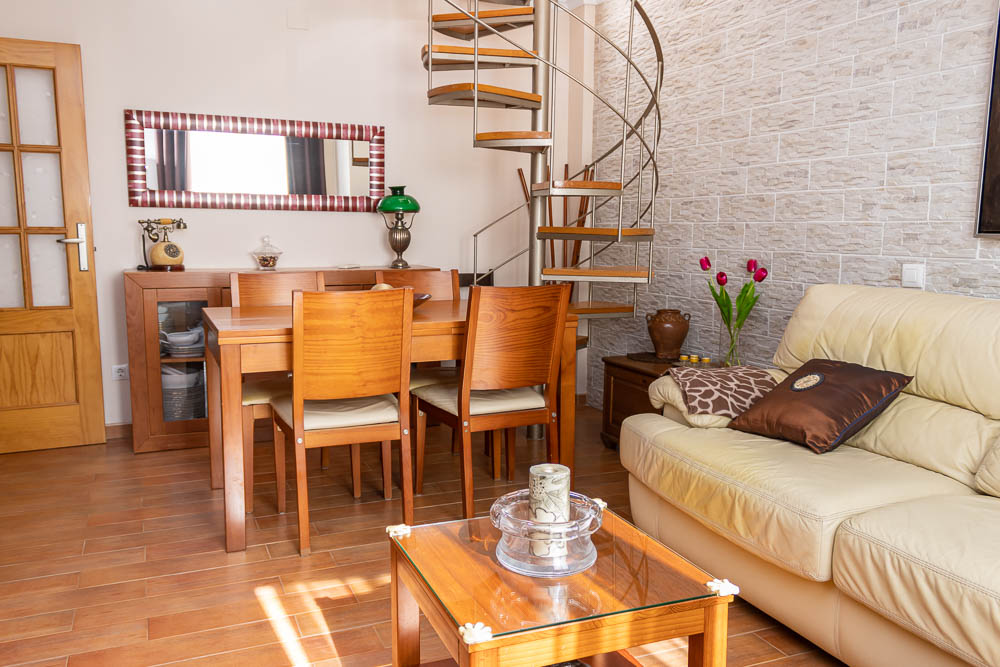 Spectacular Furnished Penthouse with Private Solarium and Sea Views in Garrucha