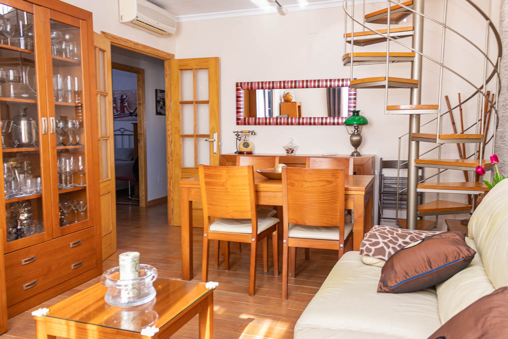 Spectacular Furnished Penthouse with Private Solarium and Sea Views in Garrucha