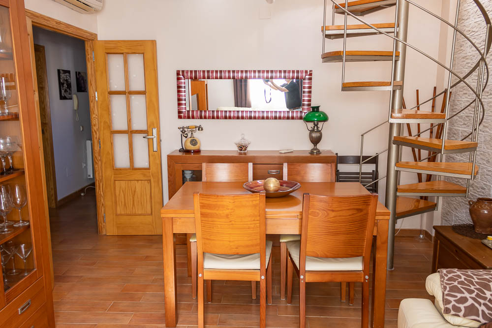 Spectacular Furnished Penthouse with Private Solarium and Sea Views in Garrucha