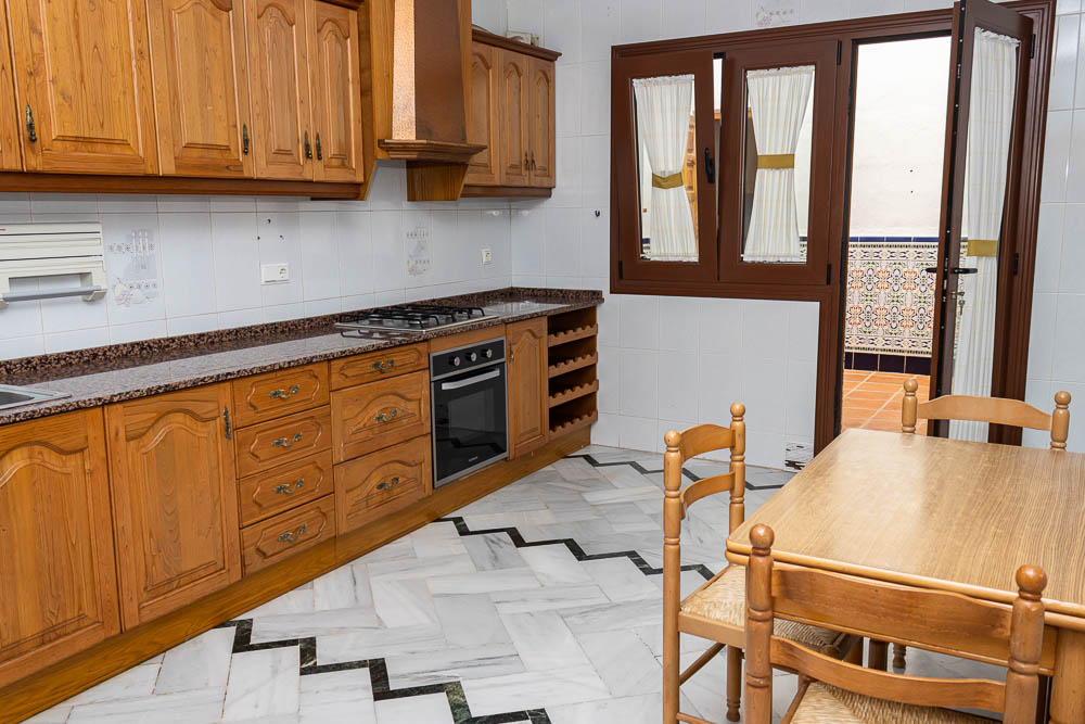 Spectacular Andalusian-Style Semi-Detached Villa with Sea Views in El Palmeral, Mojacar