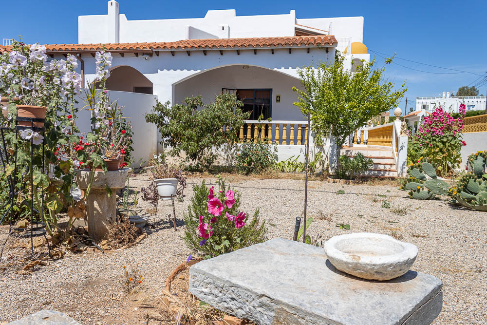 Spectacular Andalusian-Style Semi-Detached Villa with Sea Views in El Palmeral, Mojacar