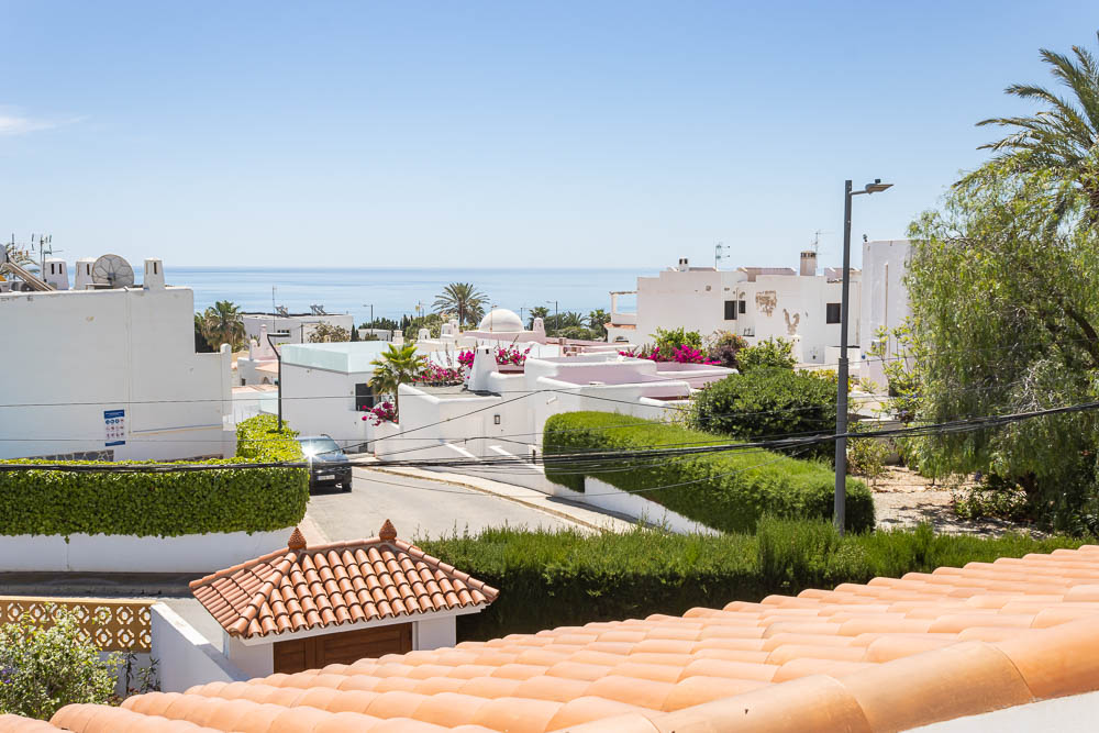 Spectacular Andalusian-Style Semi-Detached Villa with Sea Views in El Palmeral, Mojacar