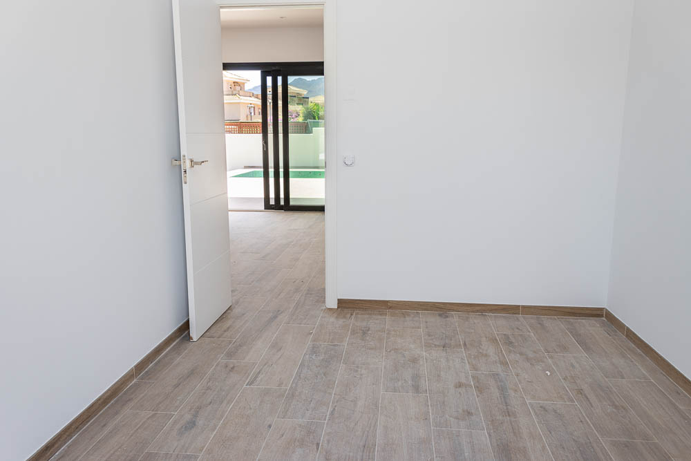 Customizable 3-Bedroom Detached Villa in Huerta Nueva: Create Your Dream Home