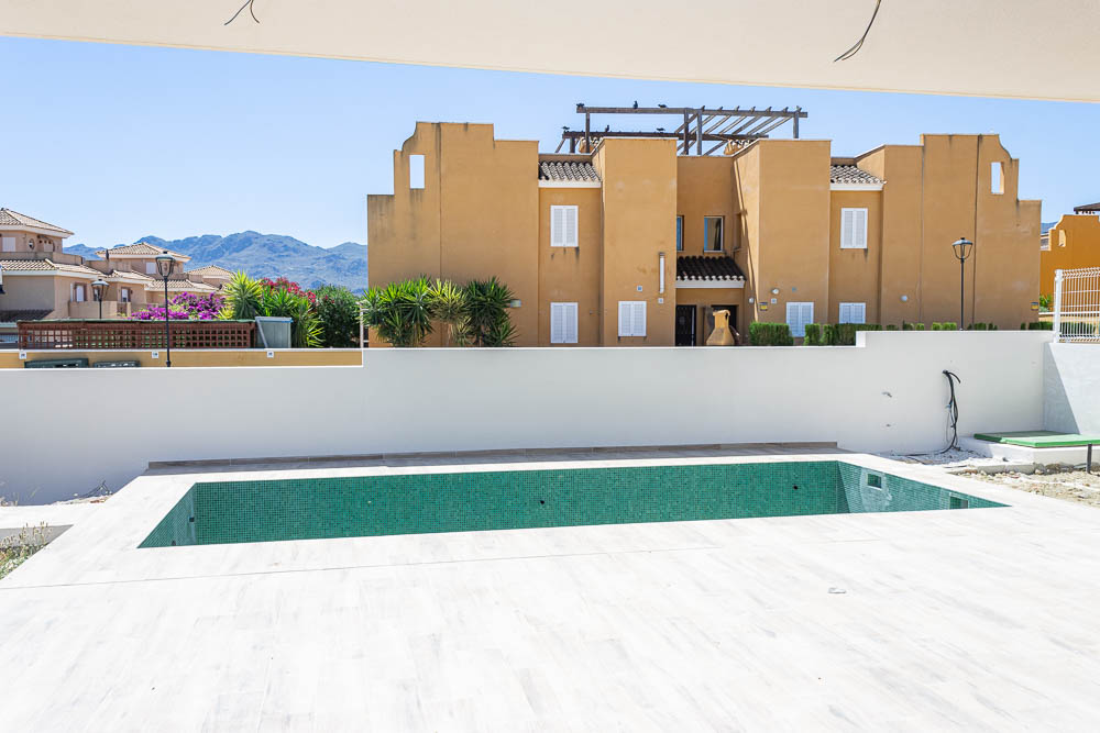 Customizable 3-Bedroom Detached Villa in Huerta Nueva: Create Your Dream Home