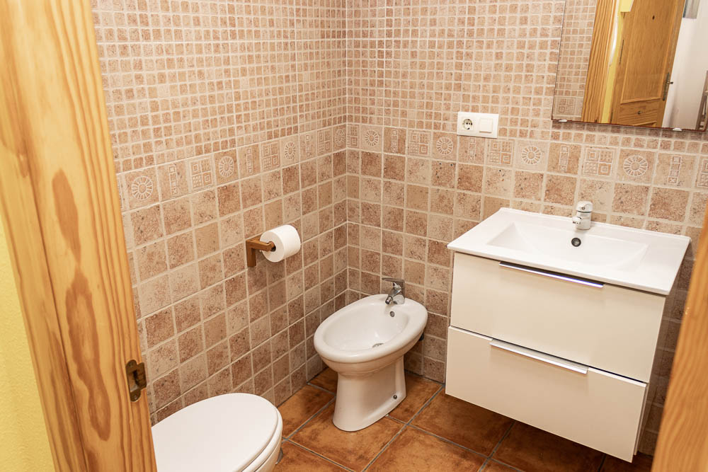 Coqueto Apartamento en Planta Baja con Patio Privado en Garrucha - imagen 19